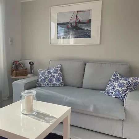 Διαμέρισμα Moderne In Strandnaehe